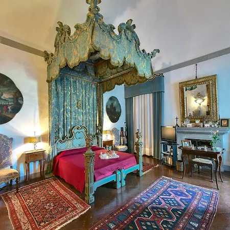 Palazzo Vettolini Villa *